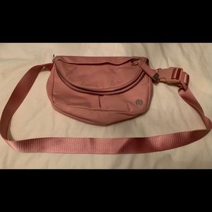 Lululemon belt bag